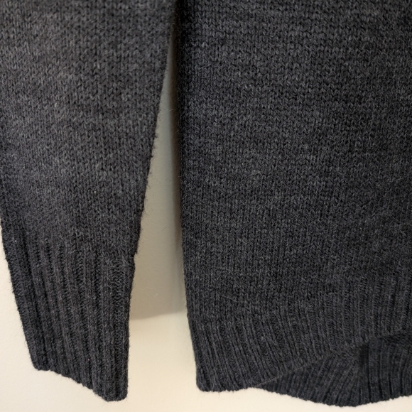 Red Camel Sweater - Picture 3 of 4